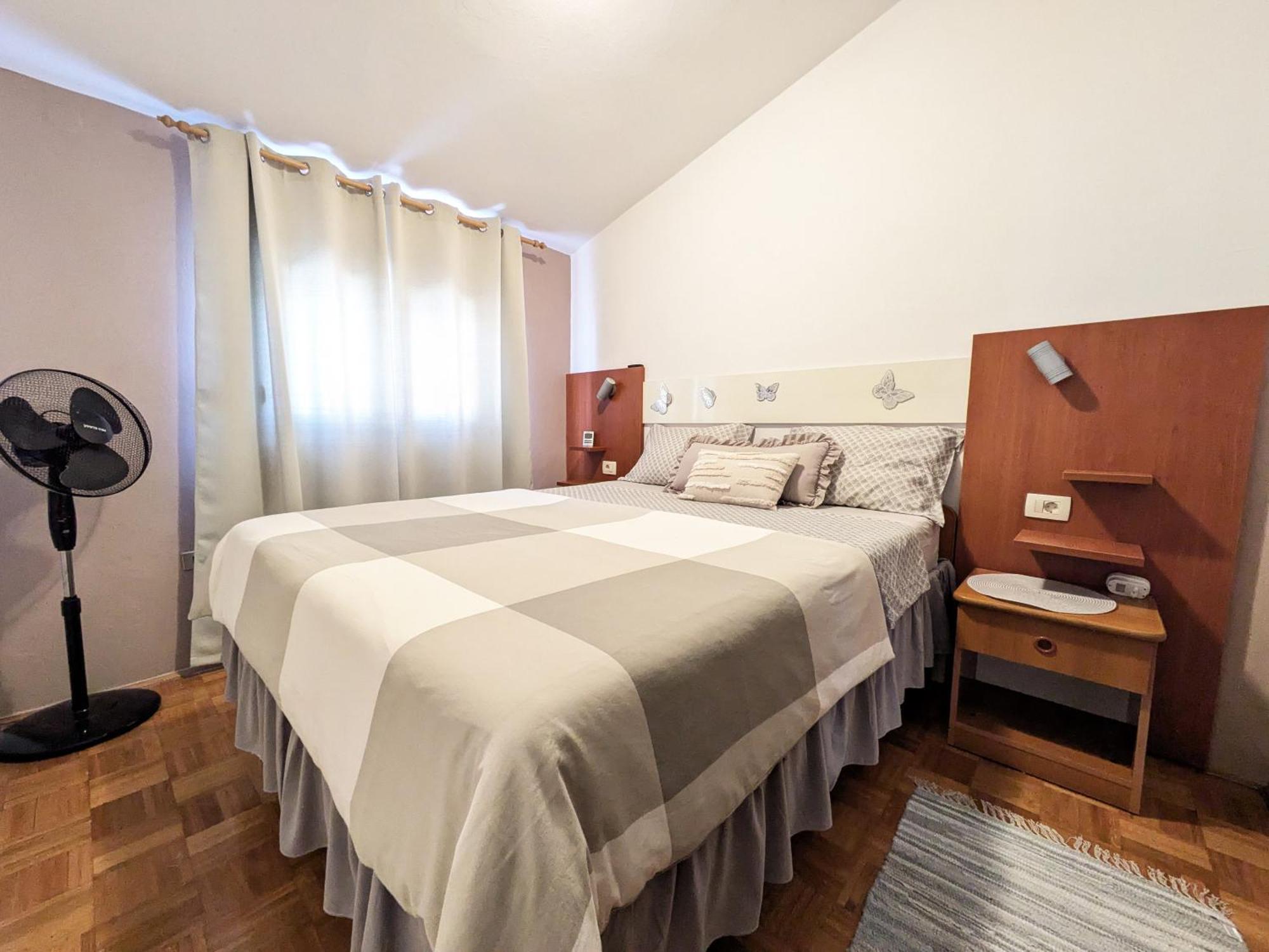 Appartamento Ap Silvija Zara Esterno foto