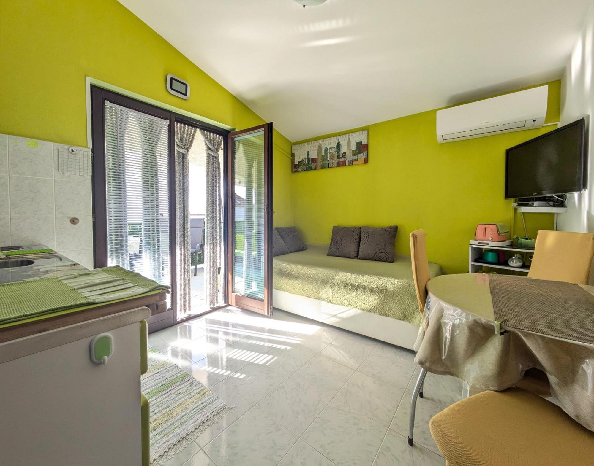 Appartamento Ap Silvija Zara Esterno foto